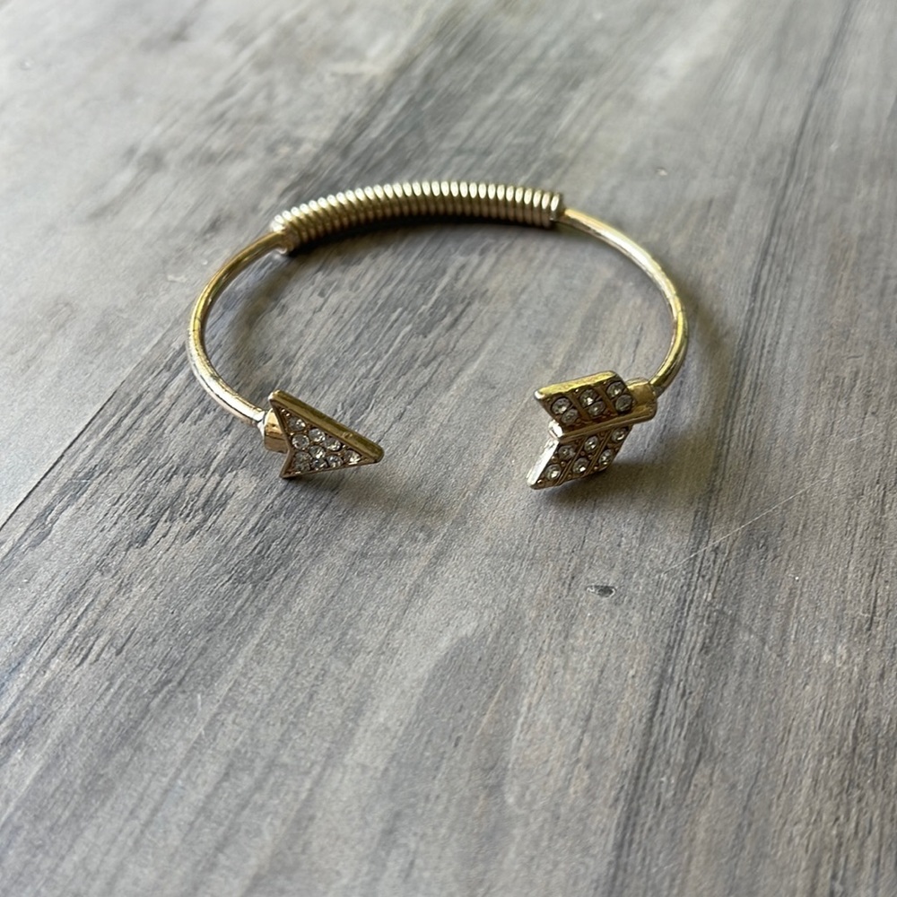 Arrow Bracelet
